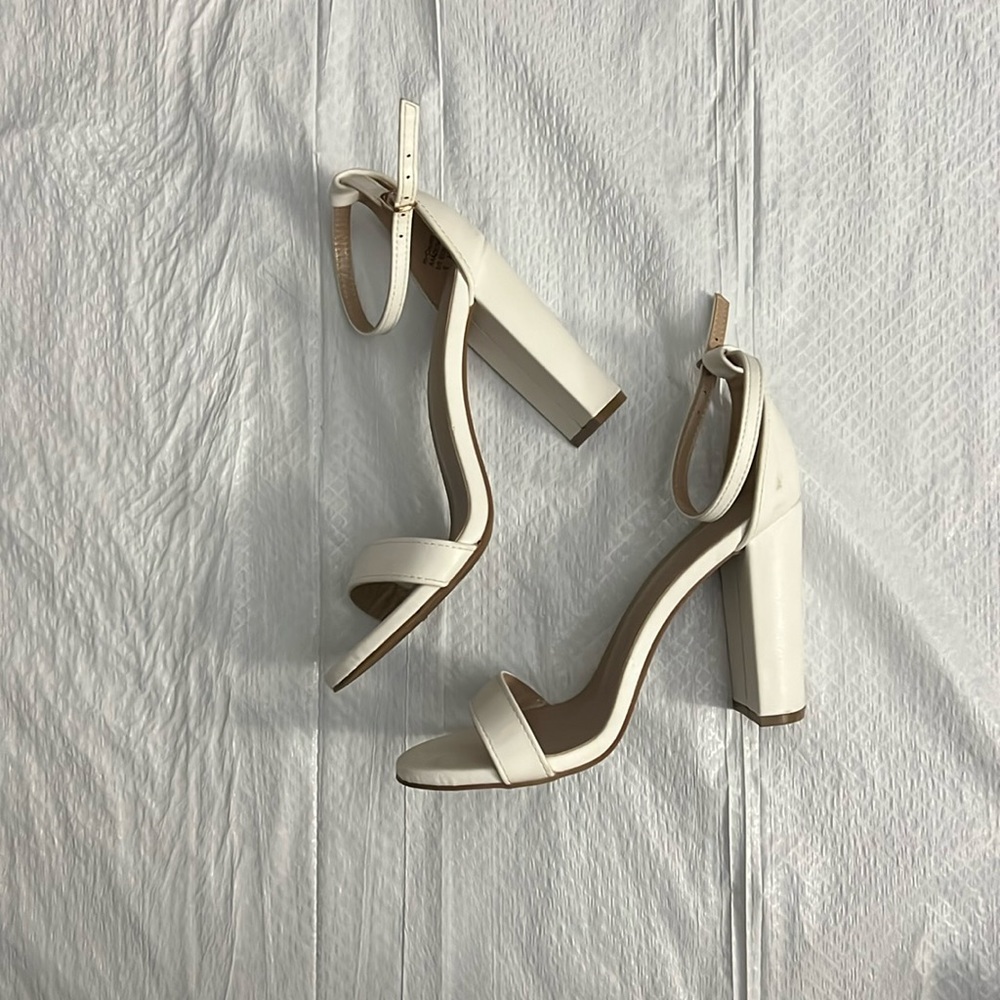 White heels perfect for any nice occasion